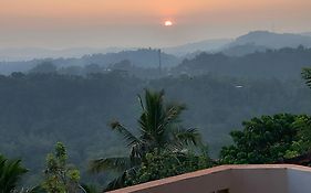 Mountain Bliss Villa Peradeniya